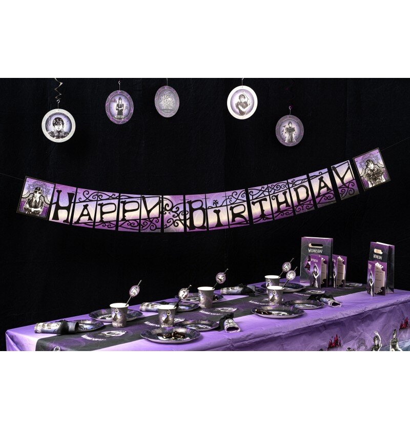 Wednesday - Happy Birthday Girlande