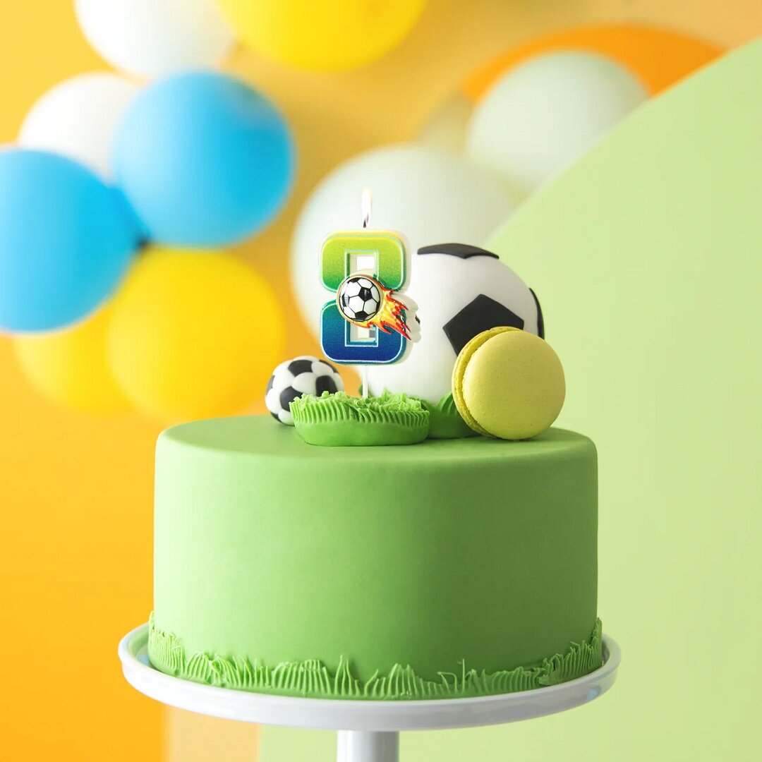 Geburtstagskerze Fußball 8 Jahre