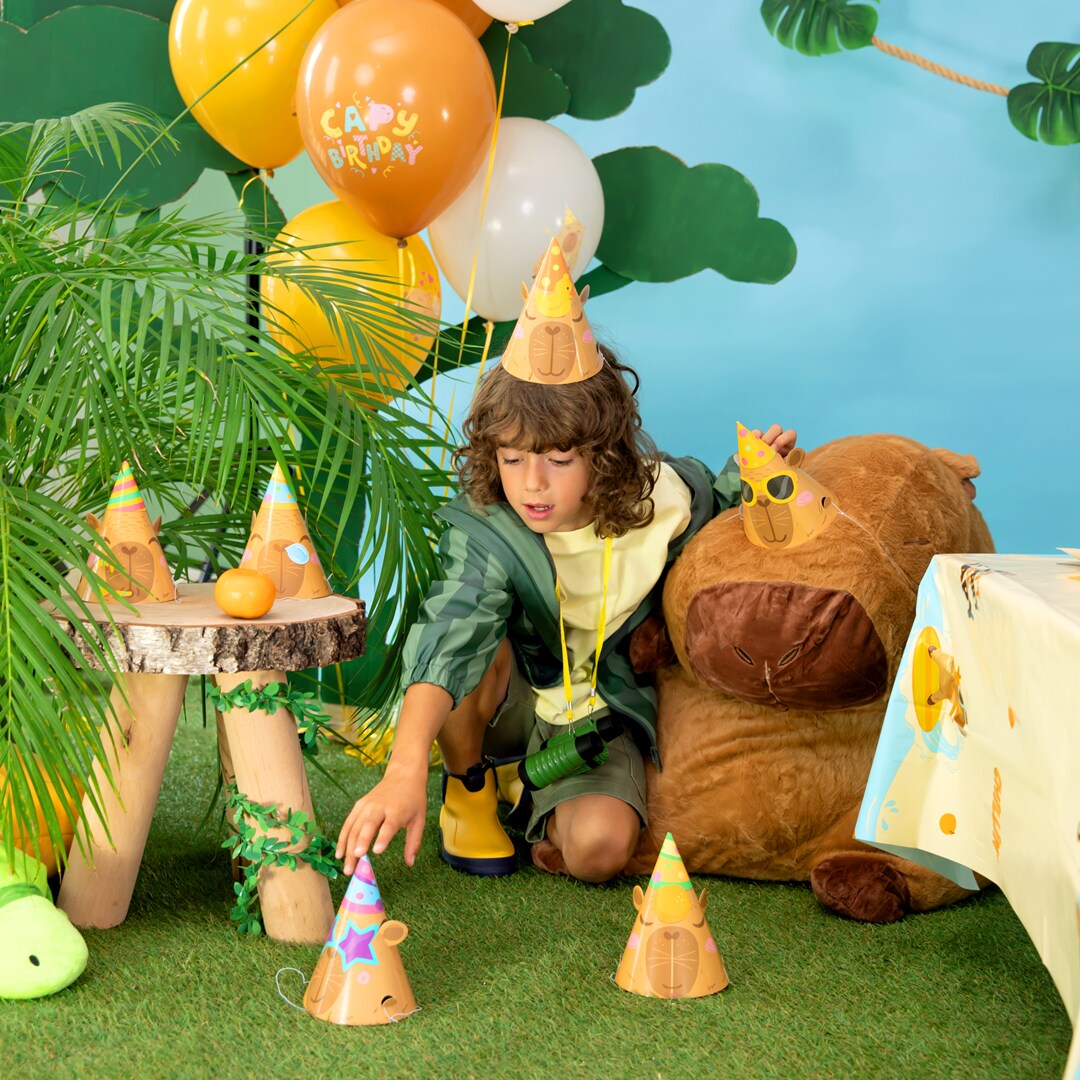 Capybara Partyhüte 6er-Pack