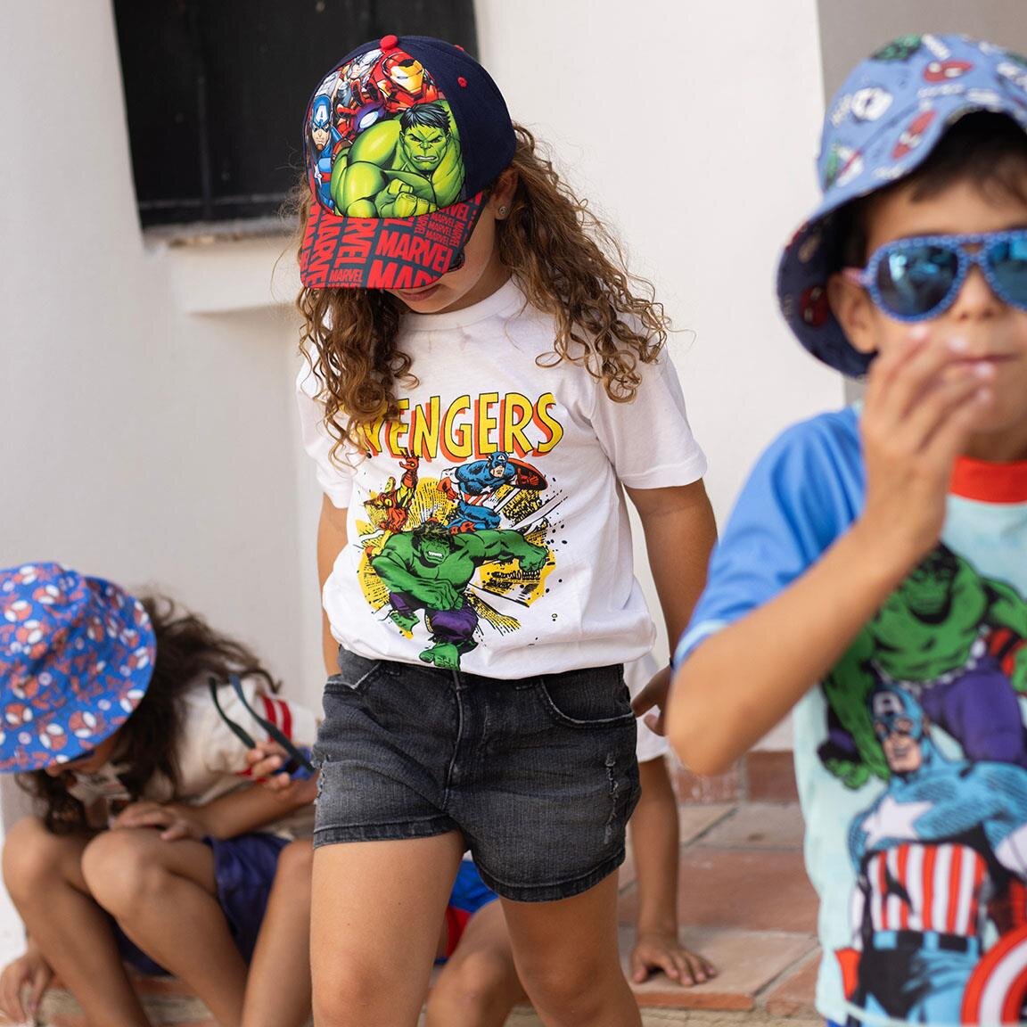 Marvel Avengers - Kappe und Sonnenbrille für Kinder