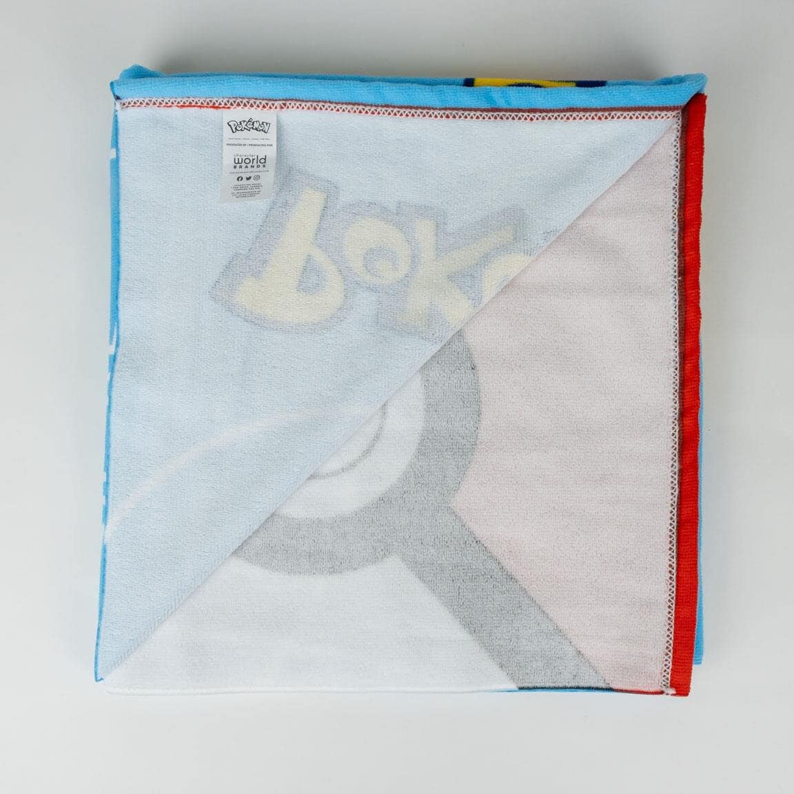 Pokémon - Pikachu Badetuch 70 x 140 cm