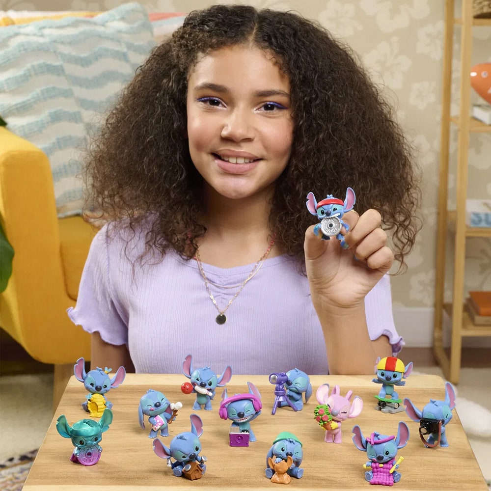 Stitch Überraschungsei mit Sammelfigur