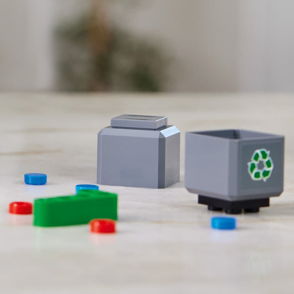 LEGO Technic - Mack LR Electric Müllwagen 8+