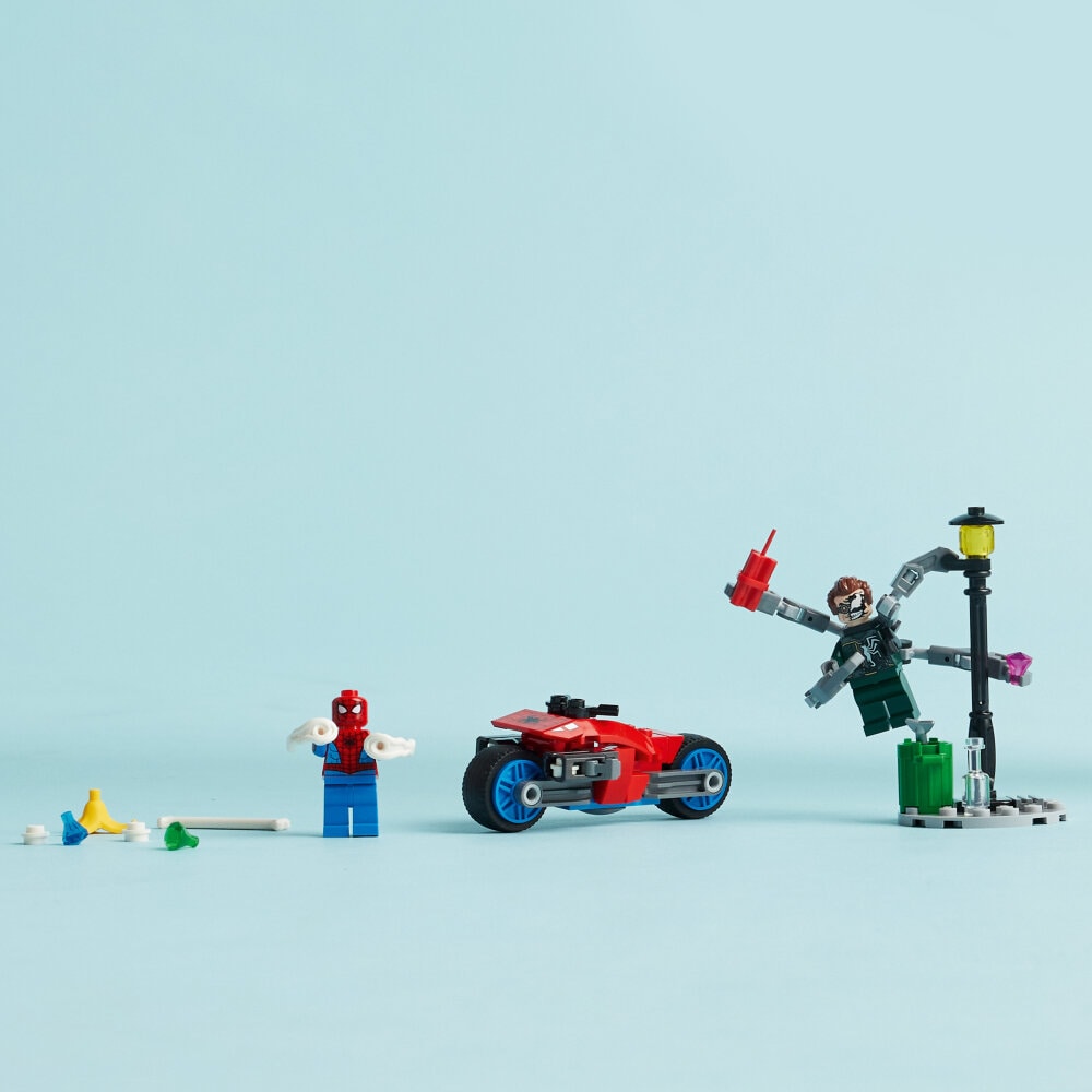 LEGO Marvel - Motorrad-Verfolgungsjagd: Spider-Man vs. Doc Ock 6+