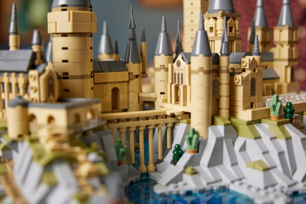 LEGO Harry Potter - Schloss Hogwarts mit Schlossgelände 18+