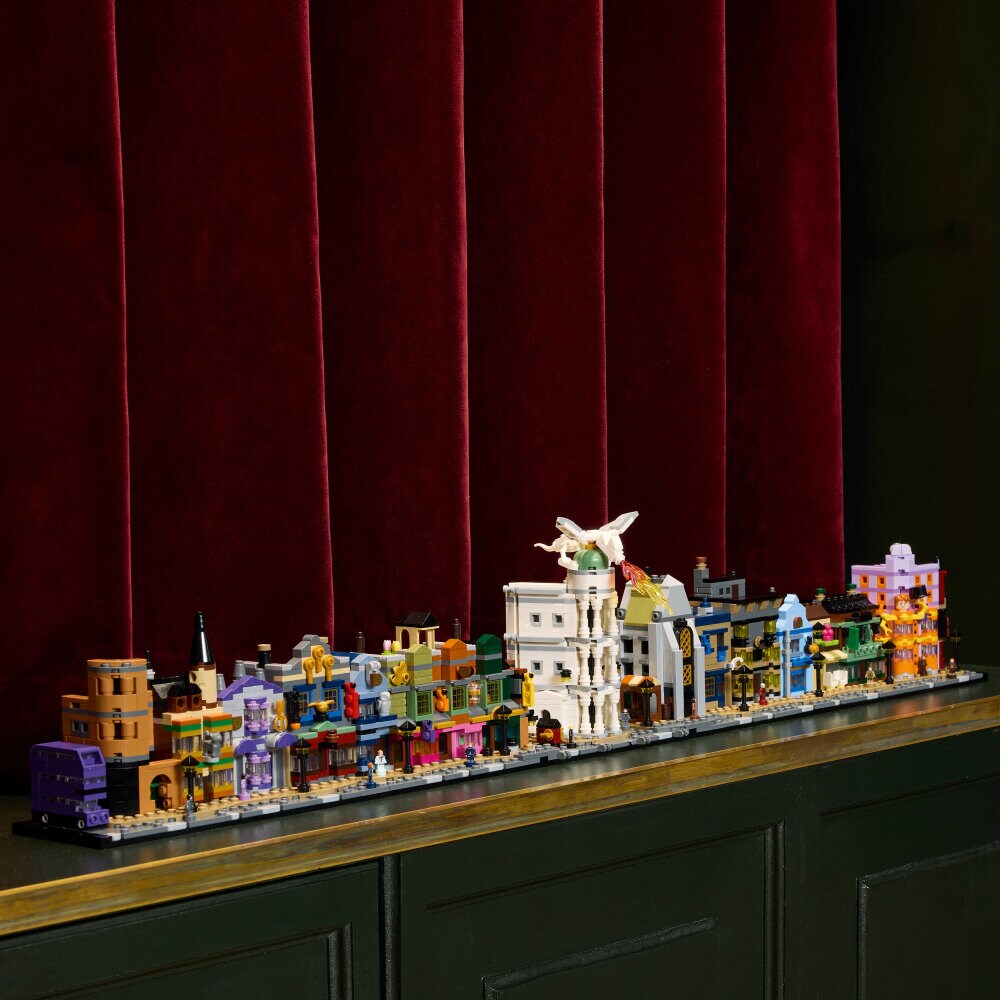LEGO Harry Potter - Die Zauberläden der Winkelgasse 18+
