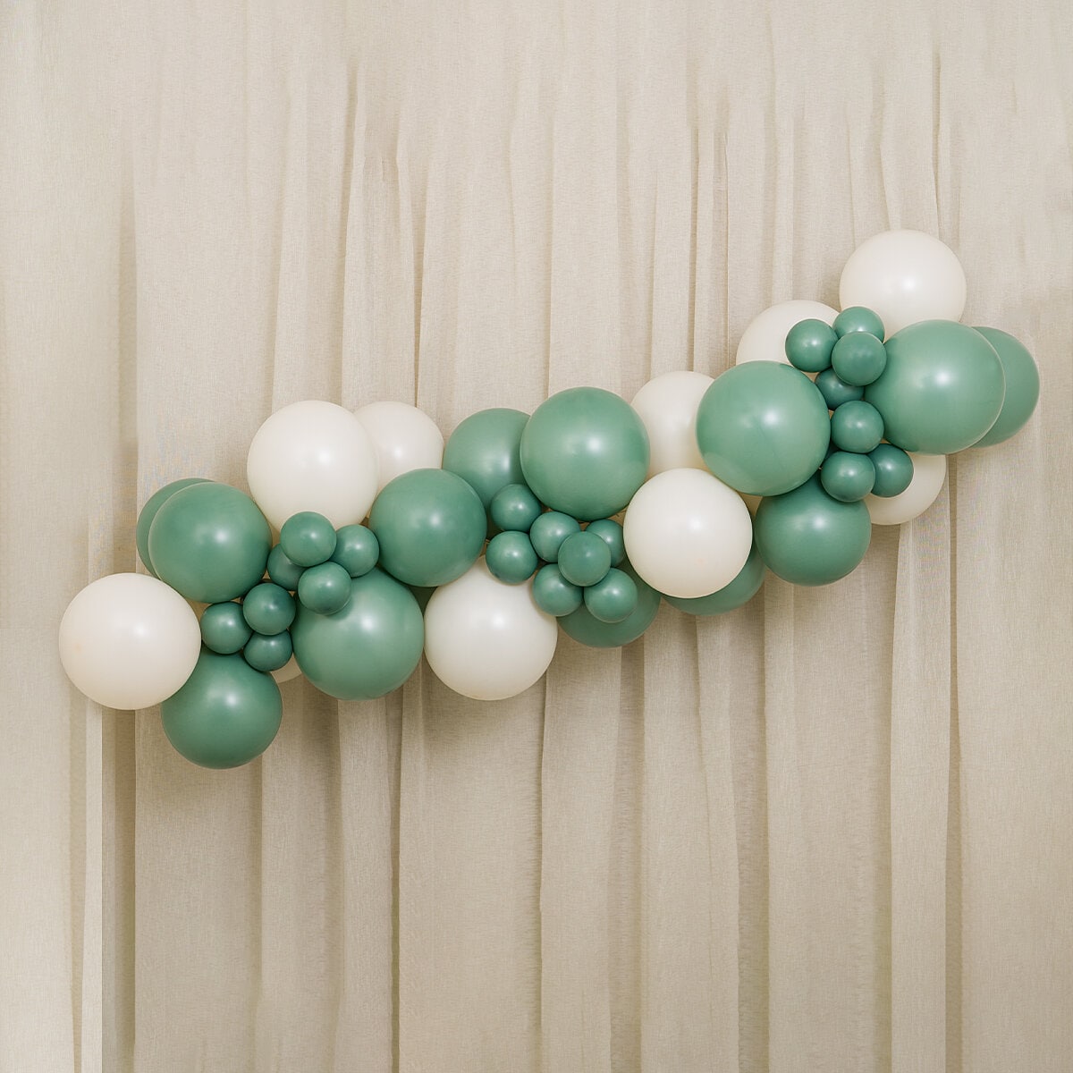 Ballonggirlande-Kit Salbei Grün