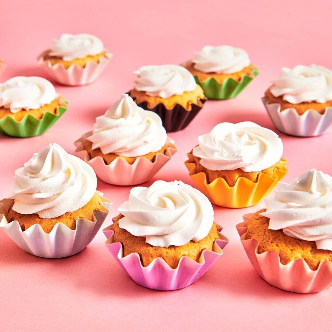 FunCakes - Muffinförmchen Blumenform Pastellila, 48er-Pack