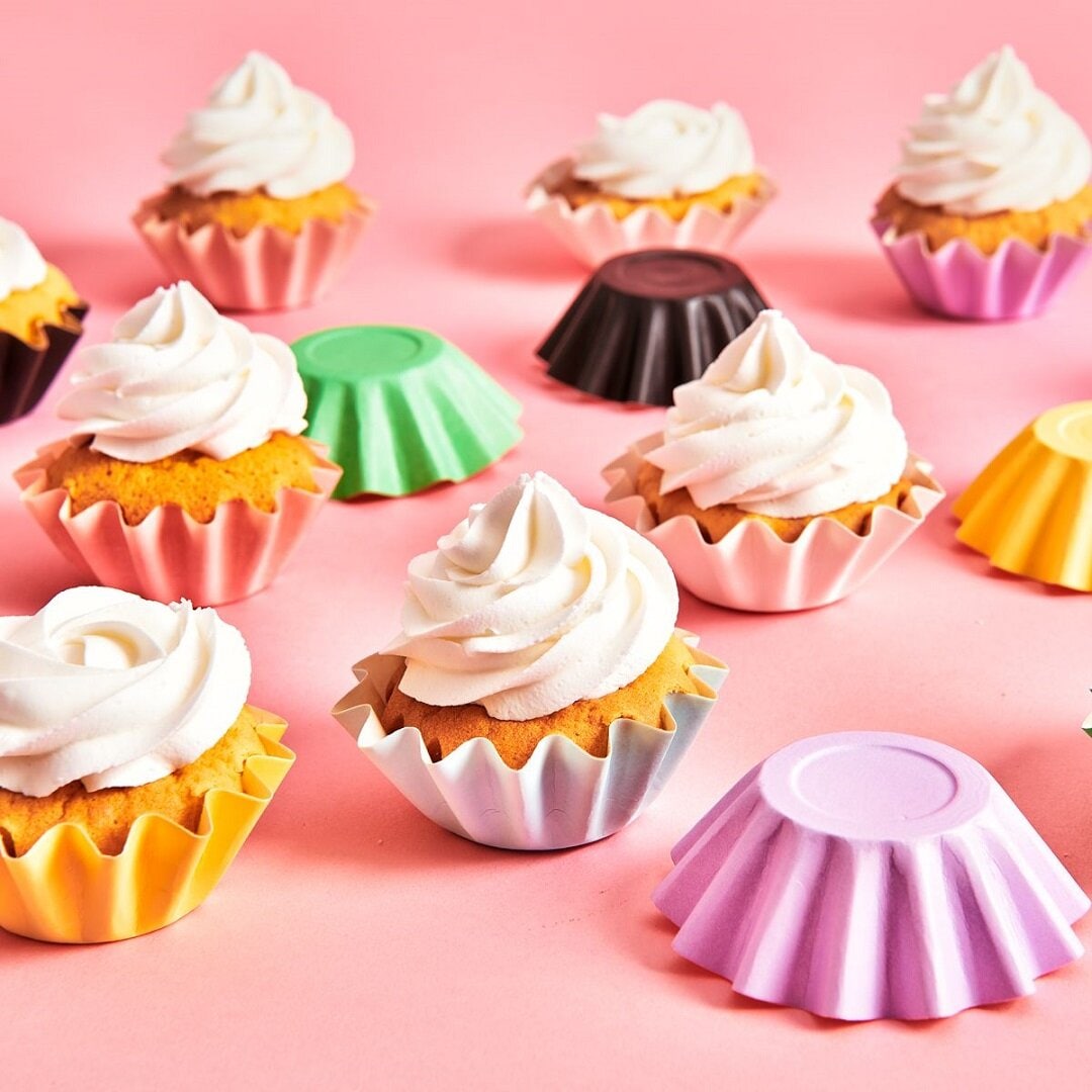 FunCakes - Muffinförmchen Blumenform Pastellila, 48er-Pack