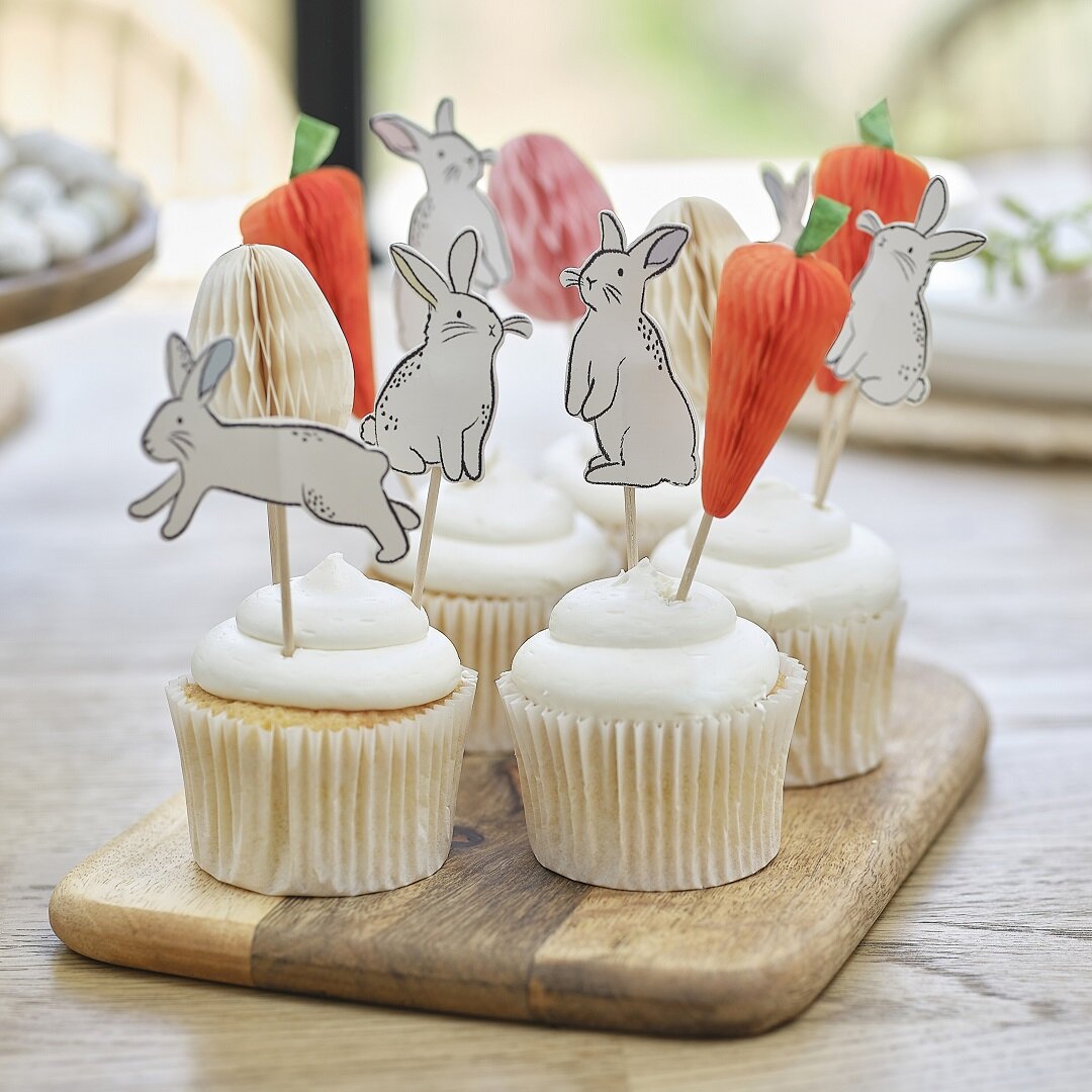 Cupcake Topper - Osterhasen mit Zubehör 12er Pack