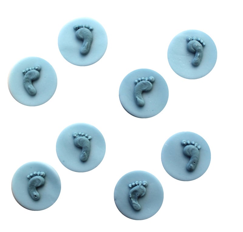 Zuckerdekorationen mit blauen Babyfüßen 8er-Pack
