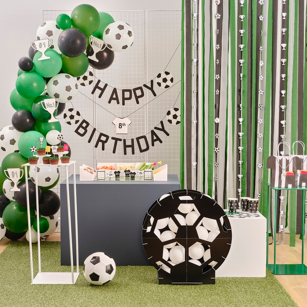 DIY Ballongirlande - Fußball