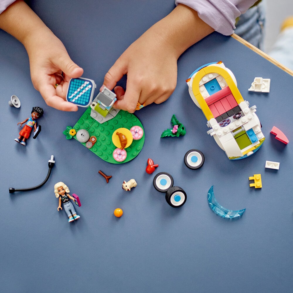 LEGO Friends - E-Auto mit Ladestation 6+